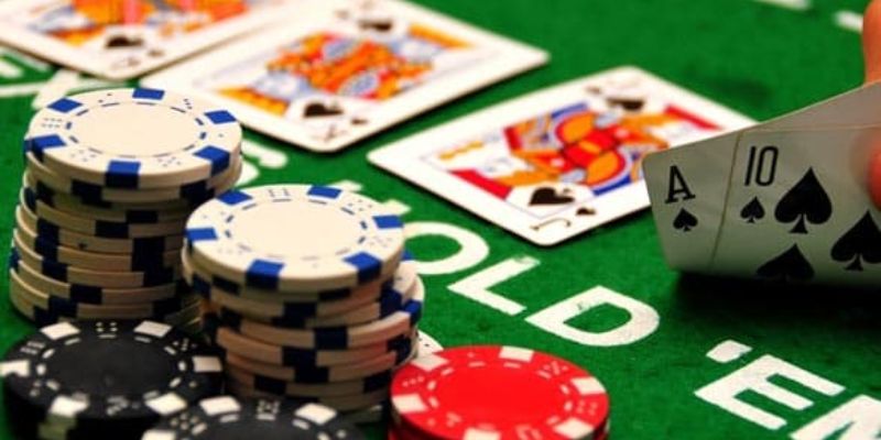 Chi tiết luật chơi game bài Poker cơ bản cho tân thủ